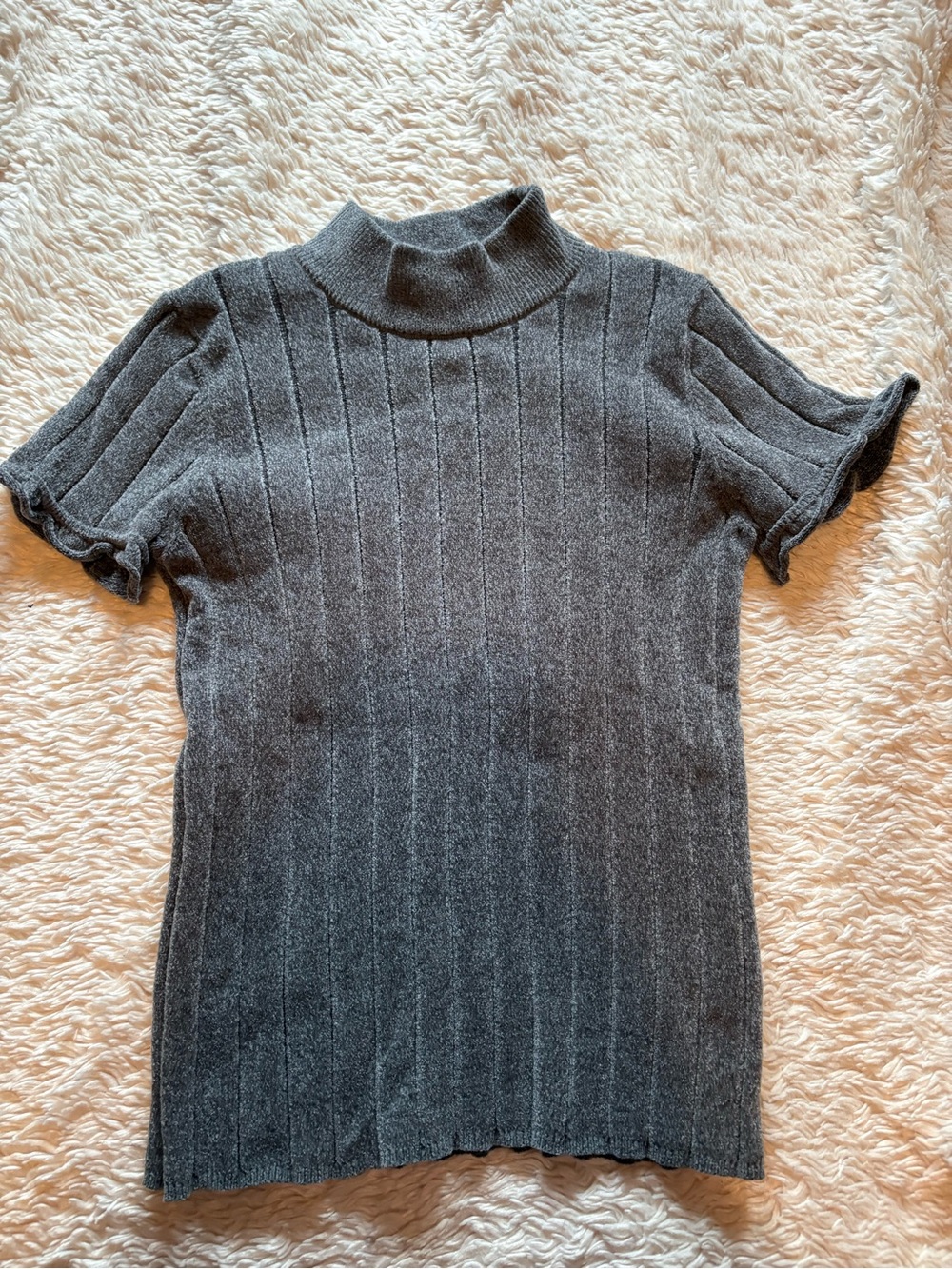 Zara Short-Sleeve Ribbed Mock Neck Sweater - Gray